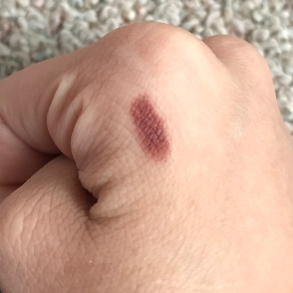 burberry lip definer